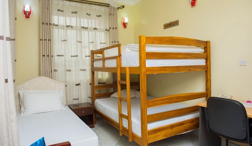 Triple Room