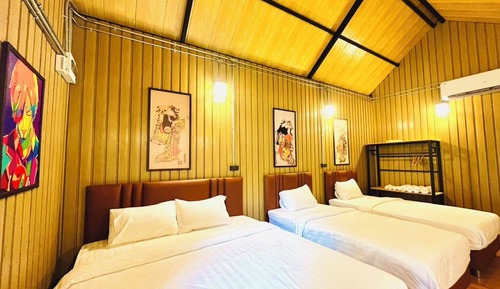 Family Quadruple Room