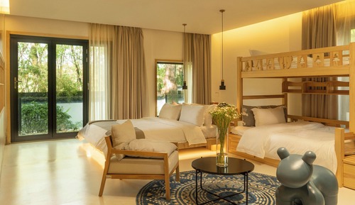 Deluxe Room, Balcony, Courtyard View