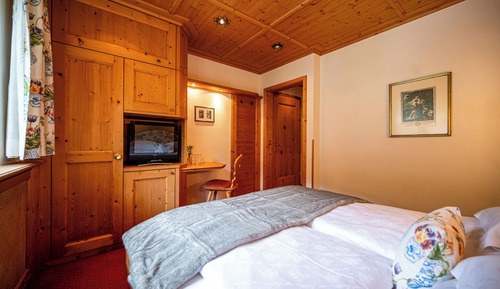 Classic Double Room, Mountain View