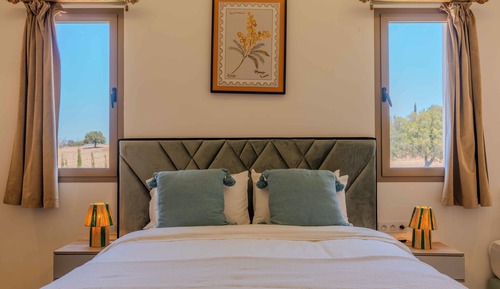 Luxury Suite, Garden View