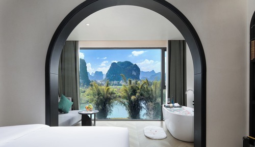 Deluxe Double Room, River View