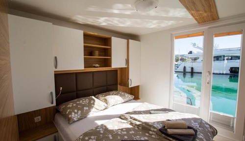 Luxury Mobile Home, Kitchen, Sea View