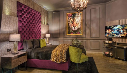 Premium Suite, Pool View