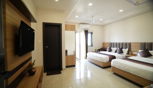 Family Room, Balcony