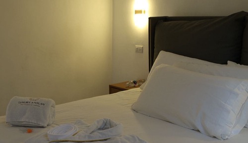 Penthouse, 2 Bedrooms, Kitchenette, Lake View