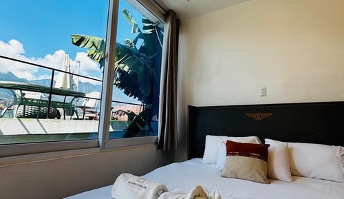 Standard Studio, 1 Queen Bed