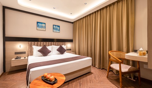 Deluxe Room, City View