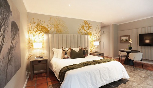 Luxury Suite, Garden View