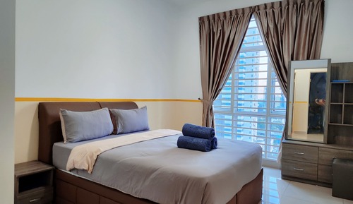 Apartment, 3 Bedrooms, Balcony, City View