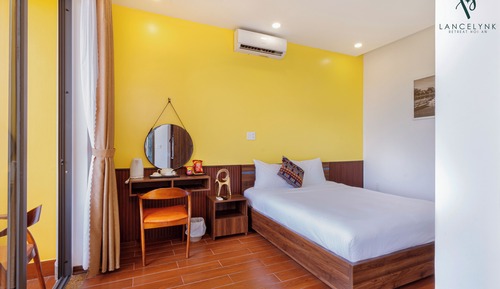 Superior Room, Balcony, Garden View