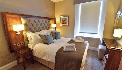 Economy Room