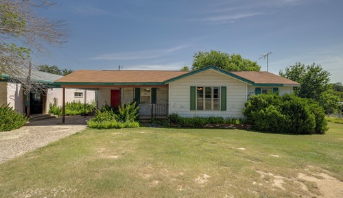 House (2 Bedrooms)