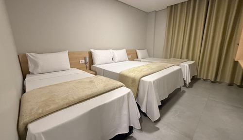 Classic Triple Room, City View