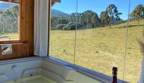 Premier Cabin, Garden View