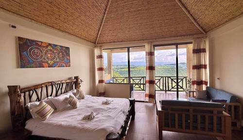 Family Room, 2 Bedrooms, Balcony, Mountain View