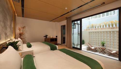 Signature Twin Room, Garden View