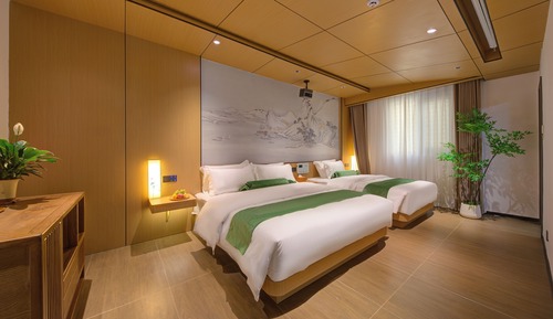 Basic Twin Room, Courtyard View
