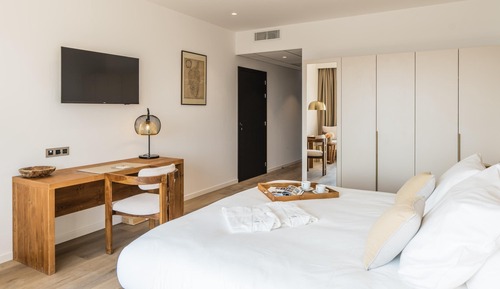 Family Room, Multiple Beds, Balcony, Sea View