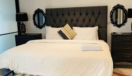 Luxury Studio Suite, Balcony, Garden View