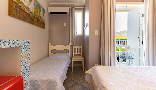 Twin Room, Balcony