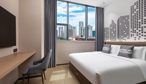 Business Room, 1 King Bed, Non Smoking