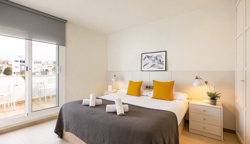 Design Penthouse, 2 Bedrooms, Sea View, Beachfront (Paseo de la Ribera 15)