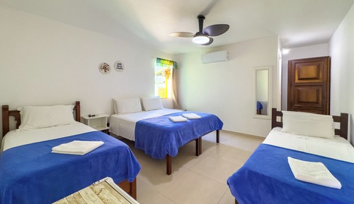 Standard Quadruple Room, Air conditioning