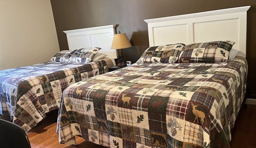 Economy Room, 2 Queen Beds