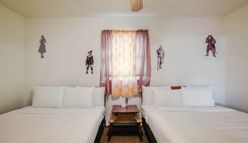 Double Queen Suite