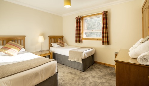 Two Bedroom Cottage (Pet Friendly)