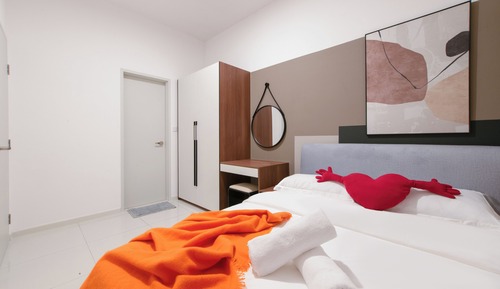 Family Condo, 1 Bedroom, Kitchen, City View