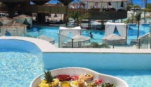 Signature Suite