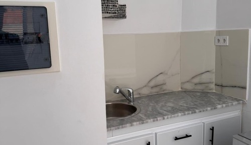 Basic Apartment