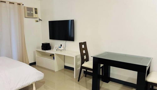Studio, 1 Bedroom, Smoking