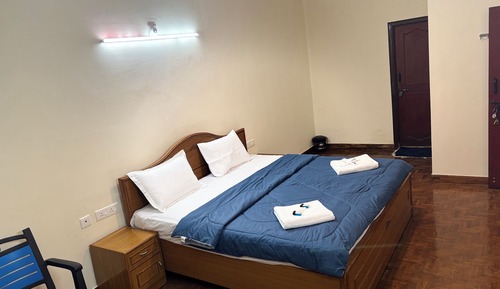 Premium Double Room, 1 King Bed, Balcony