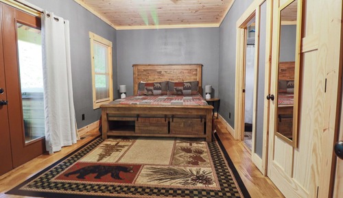 Grand House, 6 Bedrooms, Hot Tub, Mountain View