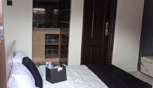 Comfort Room, Patio, Courtyard View