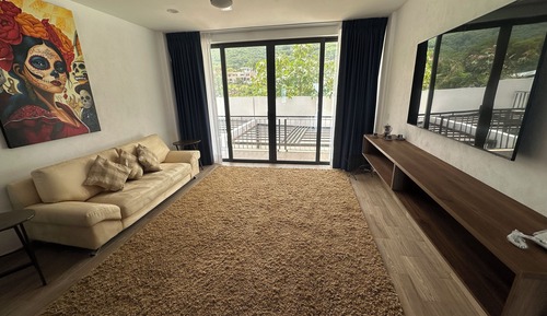 Family Apartment, 2 Bedrooms, Hill View