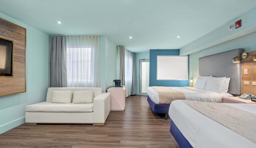 Junior Suite, 2 Queen Beds