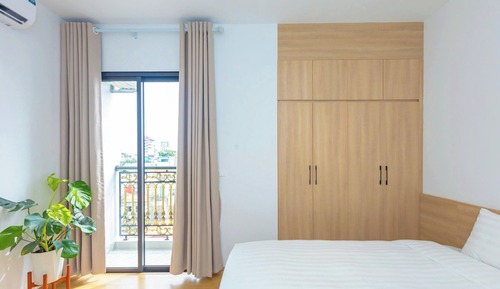 Basic Suite, City View