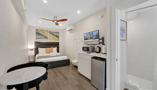 Classic Studio, Patio (Eden 2105)