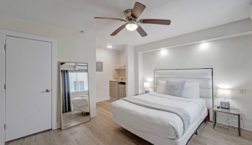 Classic Studio, Patio, Beach View