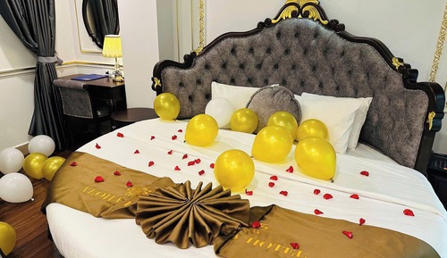 Deluxe Double Room, City View