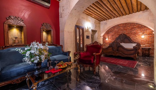 Premium Suite, 1 Double Bed, Jetted Tub (Cave)