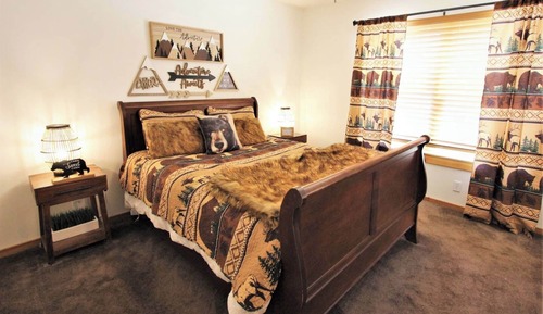 Signature House, 3 Bedrooms, Patio, Lakeside