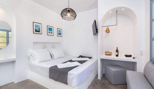 Luxury Studio, Partial Sea View