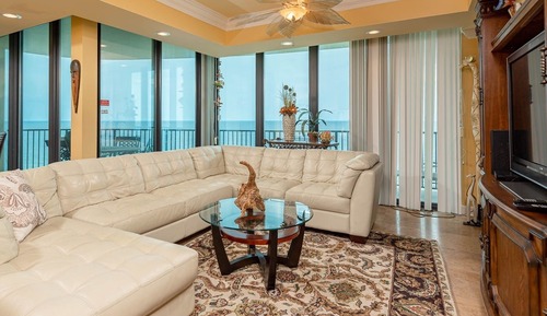 Condo, 3 Bedrooms