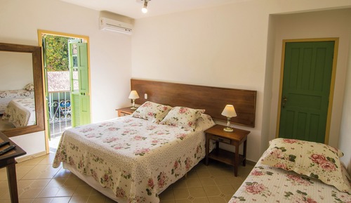 Classic Double Room, Garden View