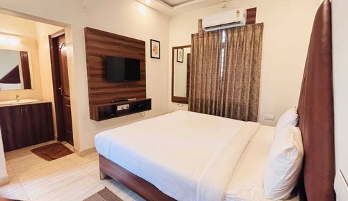 Deluxe Room, Balcony, Garden View